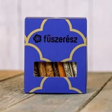 AJÁNDÉKDOBOZ - 9 fűszer díszdobozban 